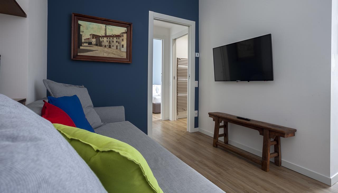 Italianway-Teglio Apartment Milan Bagian luar foto